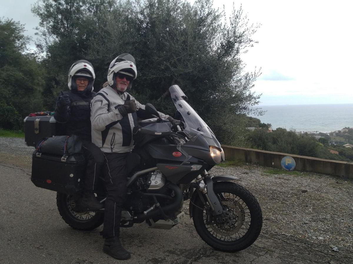 Cap Corse Uribellinu 2 Formule Petit Dejeuner Santa-Maria-di-Lota エクステリア 写真